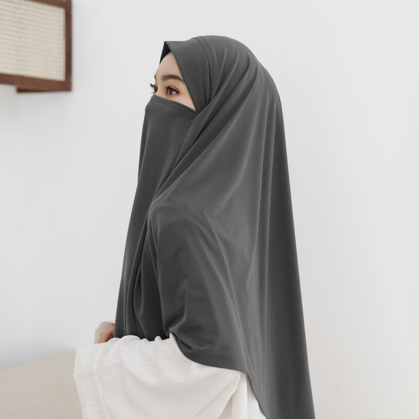 Aisha French Khimar Syari Instan Jersey Abu