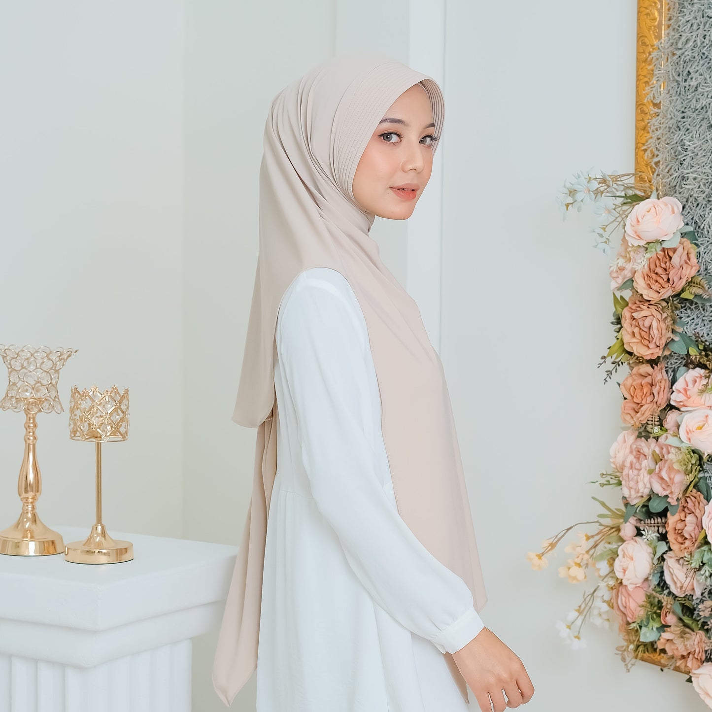 Kaleela Pashmina Pet Instan Jersey Cream