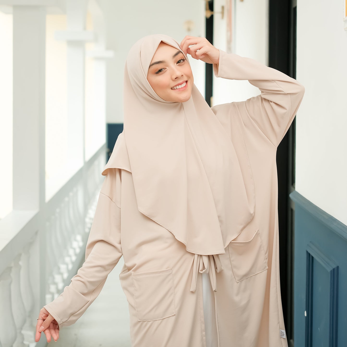 Gamila Hijab Cardigan Instan Jersey Cream