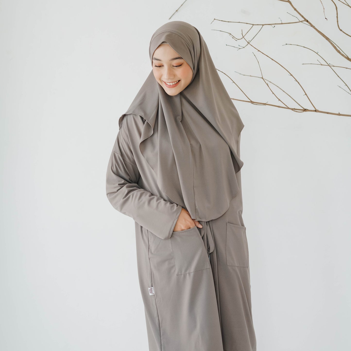 Gamila Hijab Cardigan Instan Jersey Khaki - Demar Hijab