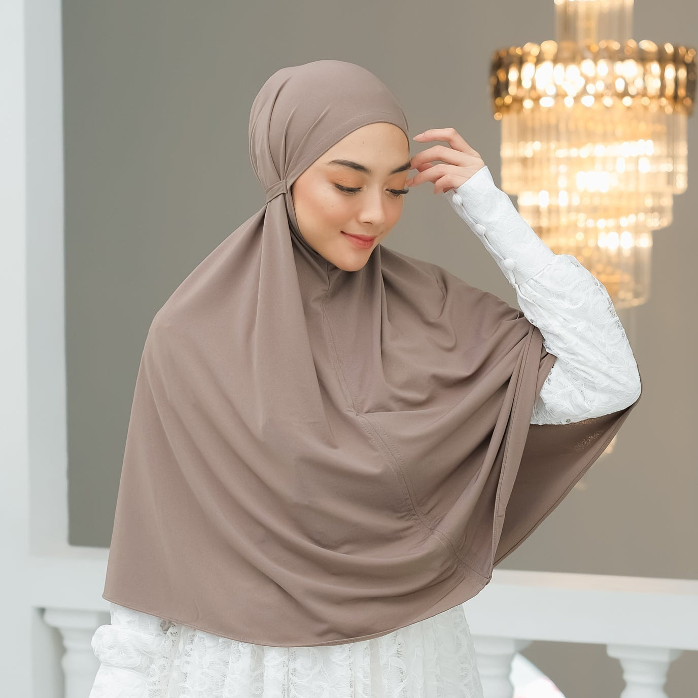 Eliana Hijab Bergo Tali Jumbo Jersey Khaki - Demar Hijab