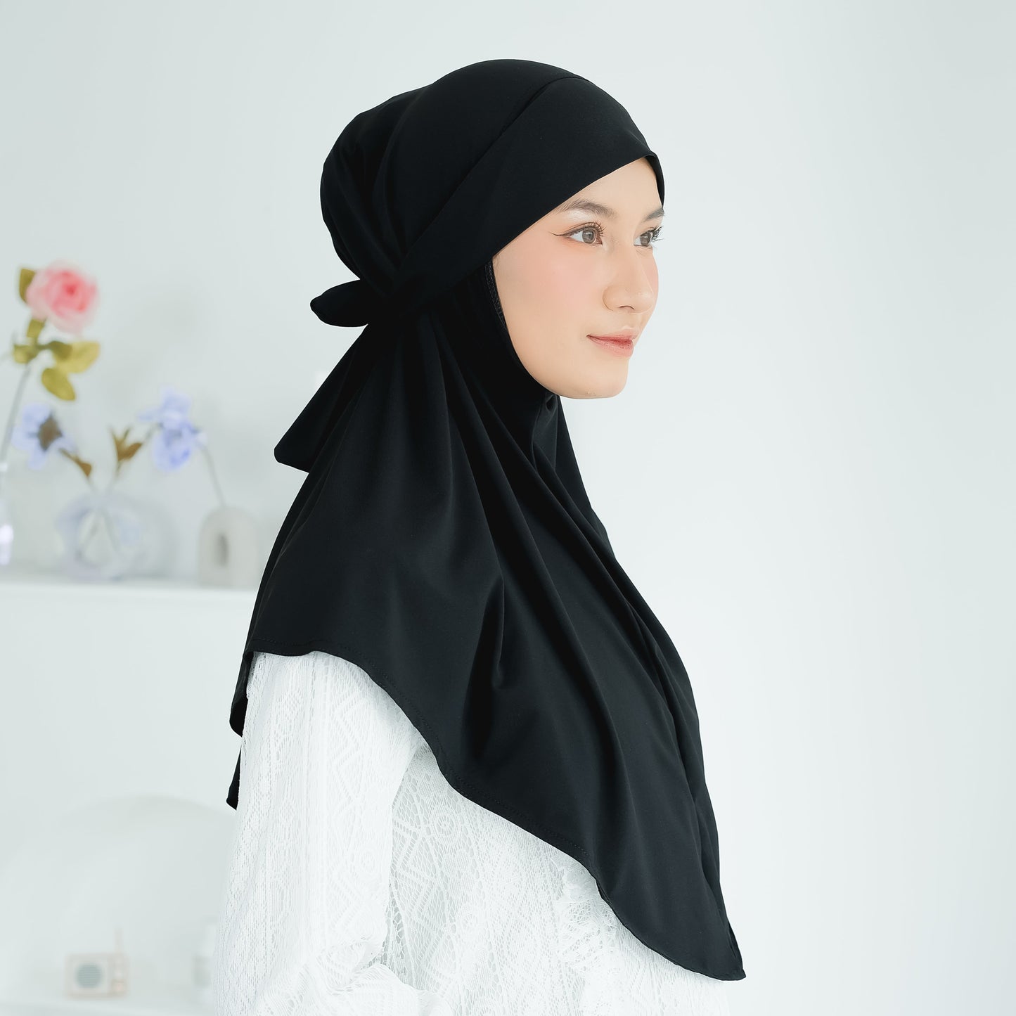 Naira Hijab Tali Pet Instan Jersey Hitam - Demar Hijab