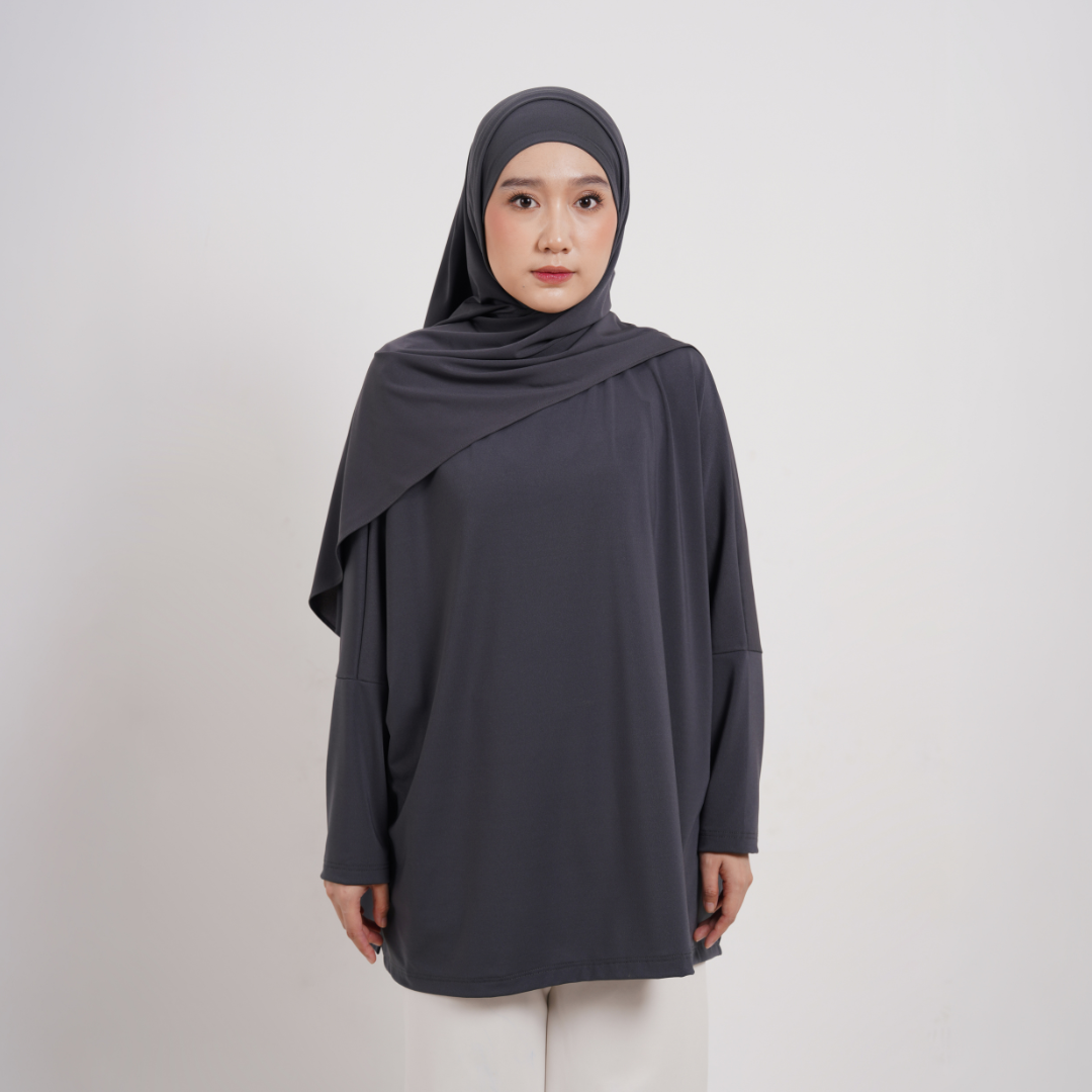 Hanifa Blouse Oversize Batwing Jersey Abu