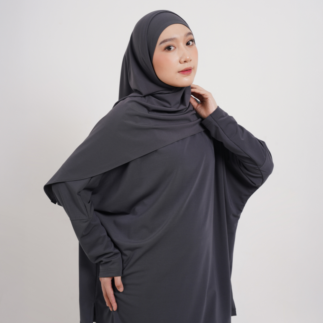 Hanifa Blouse Oversize Batwing Jersey Abu