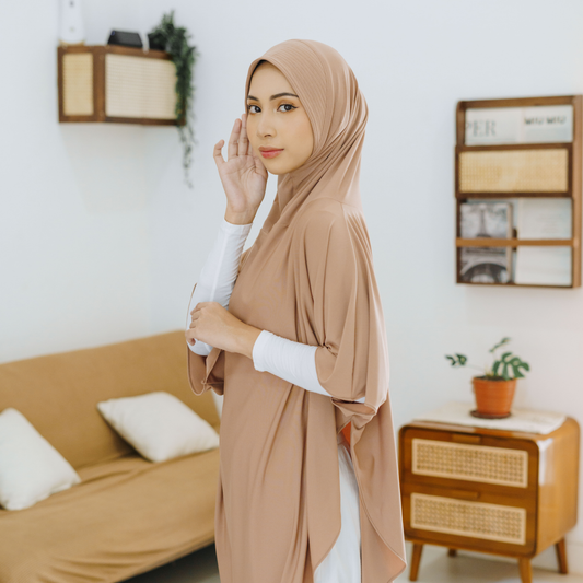 Qaila Hijab Sport Lengan Instan Jersey Mocca