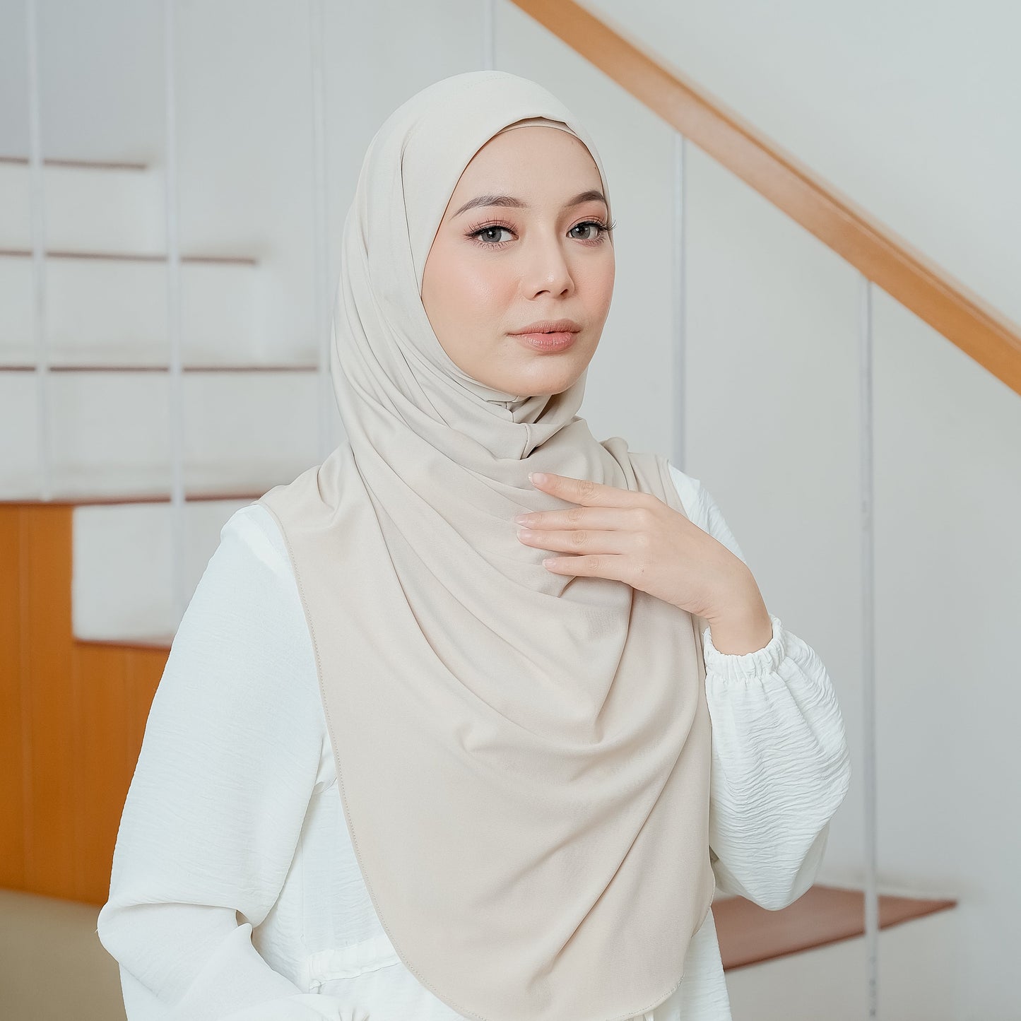 Safa Hijab Instan Oval Non Pet Syari Cream