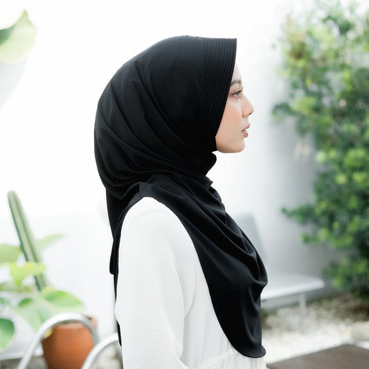 Wafa Hijab Bergo Oval Instan Syari Hitam