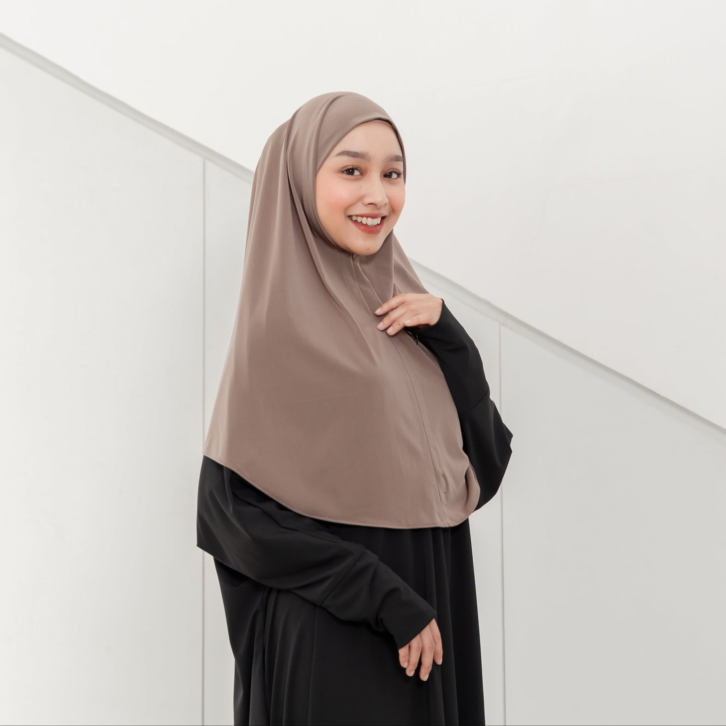Dariya Hijab Instan Jersey Khaki