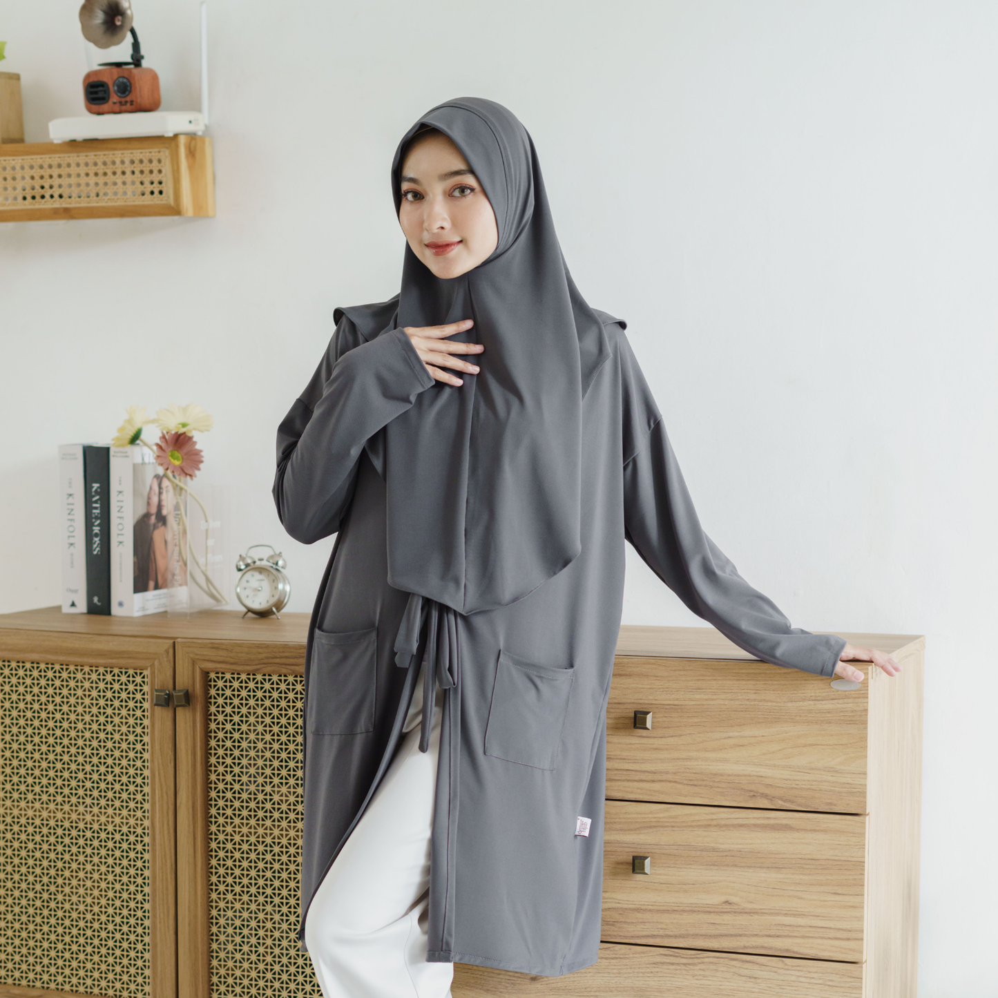 Gamila Hijab Cardigan Instan Jersey Abu