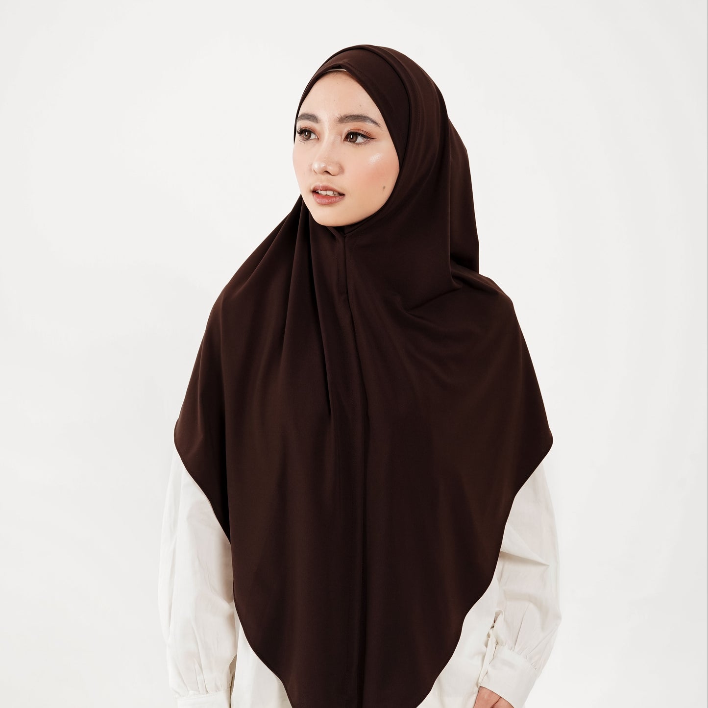 Khaira Pashmina Segitiga Instan Soft Inner Mahogany