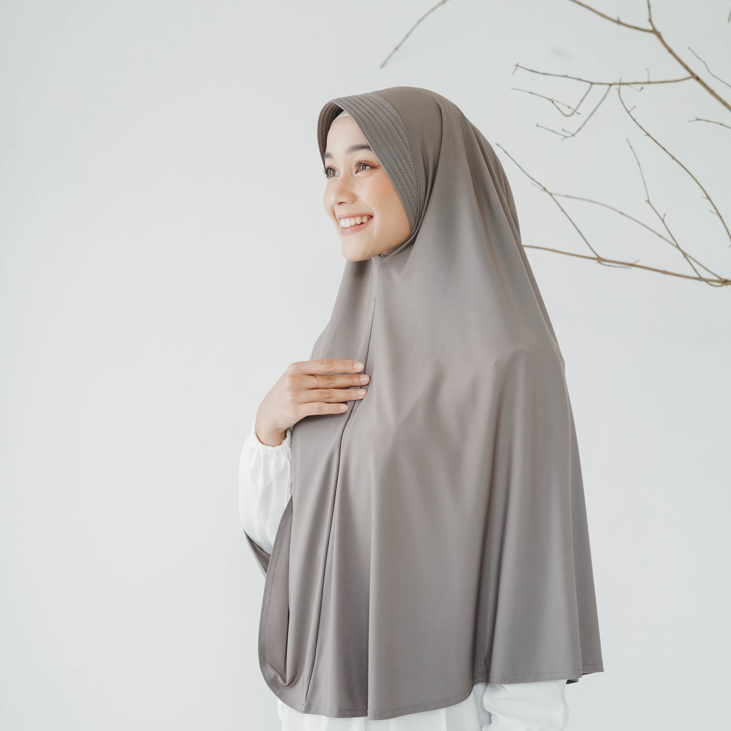 Samaira Hijab Bergo Jumbo Pet Jersey Khaki