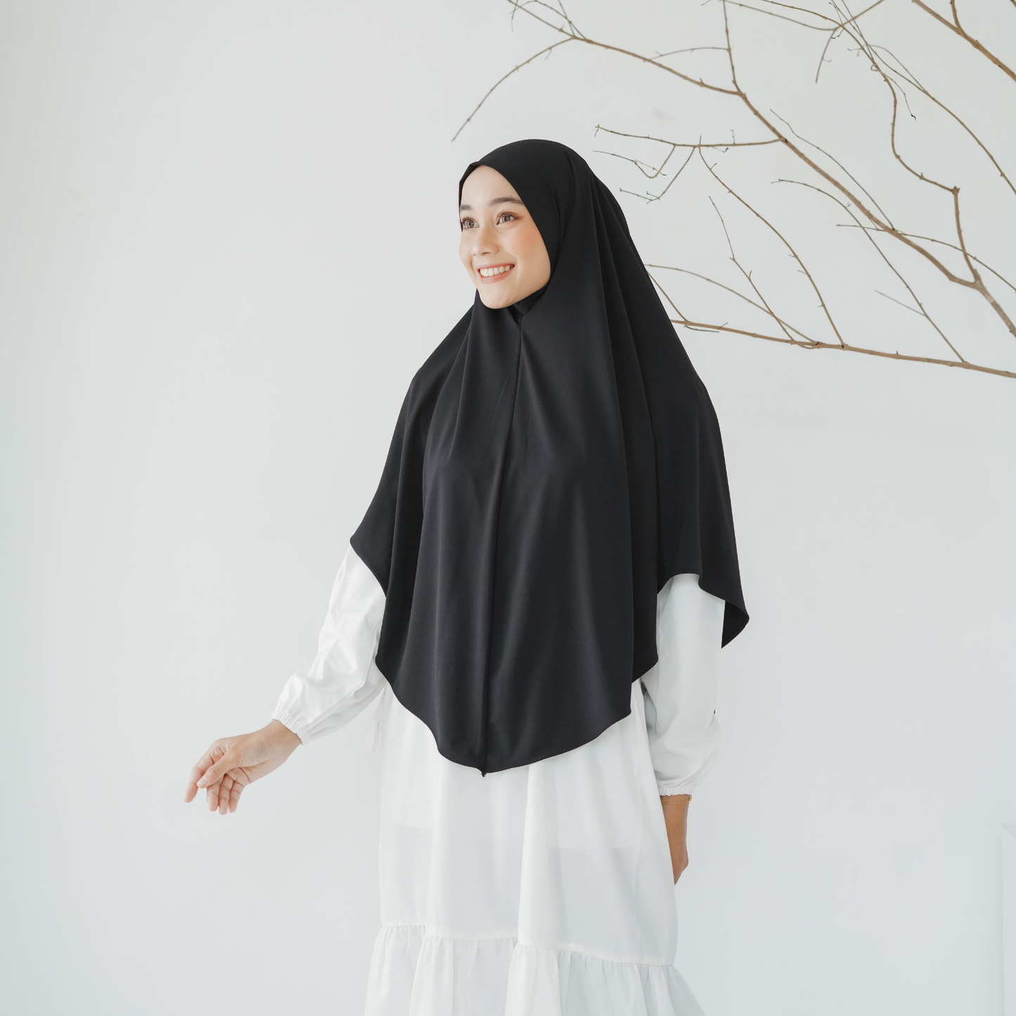 Zayna Hijab Syari Malaysia Instan Jersey Hitam
