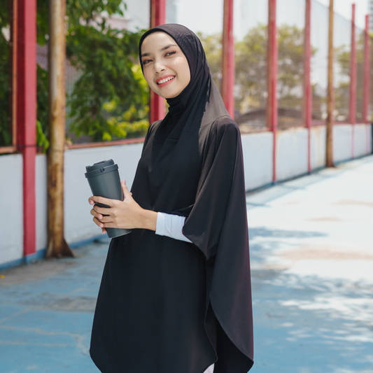 Qaila Hijab Sport Lengan Instan Jersey Hitam