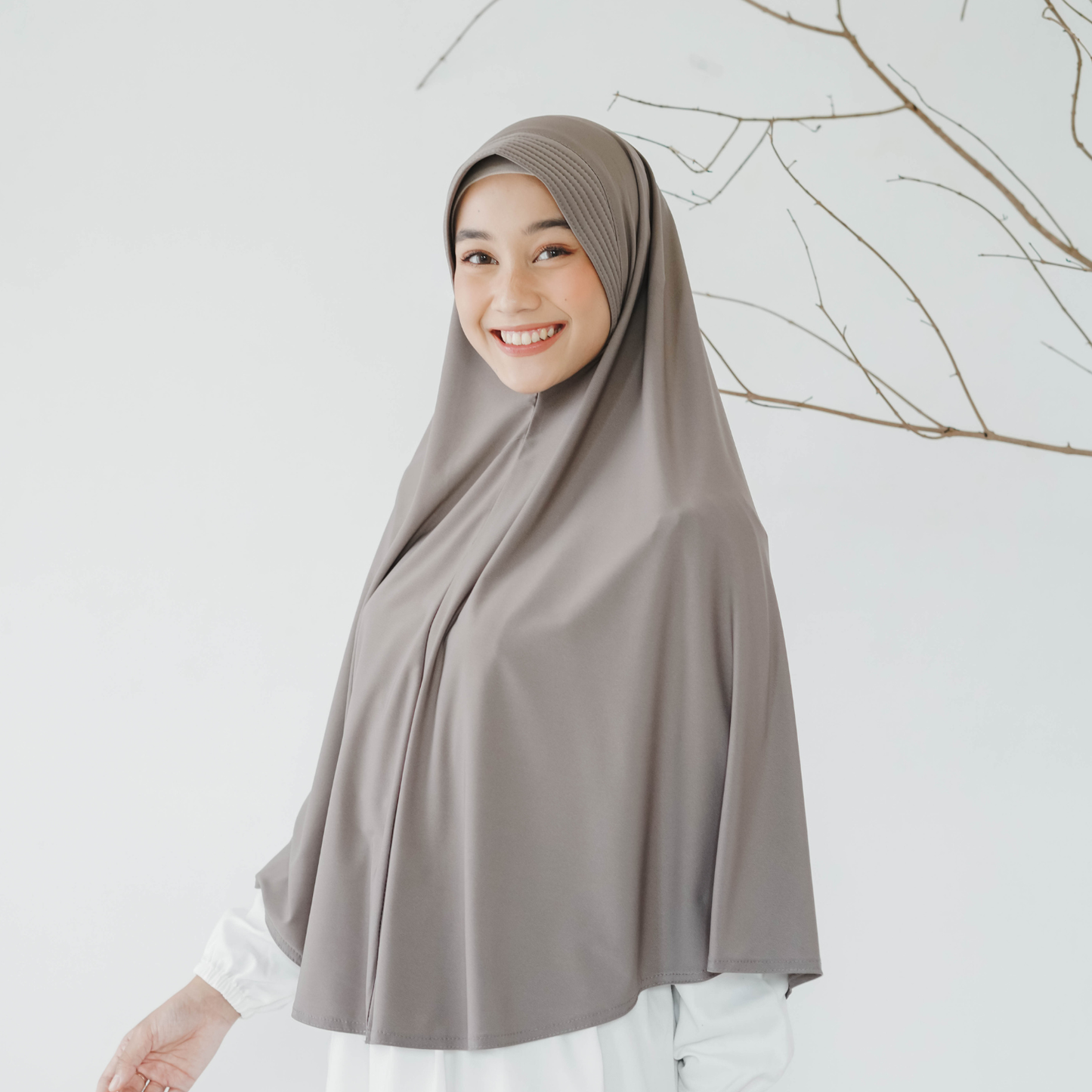 Samaira Hijab Bergo Jumbo Pet Jersey Khaki