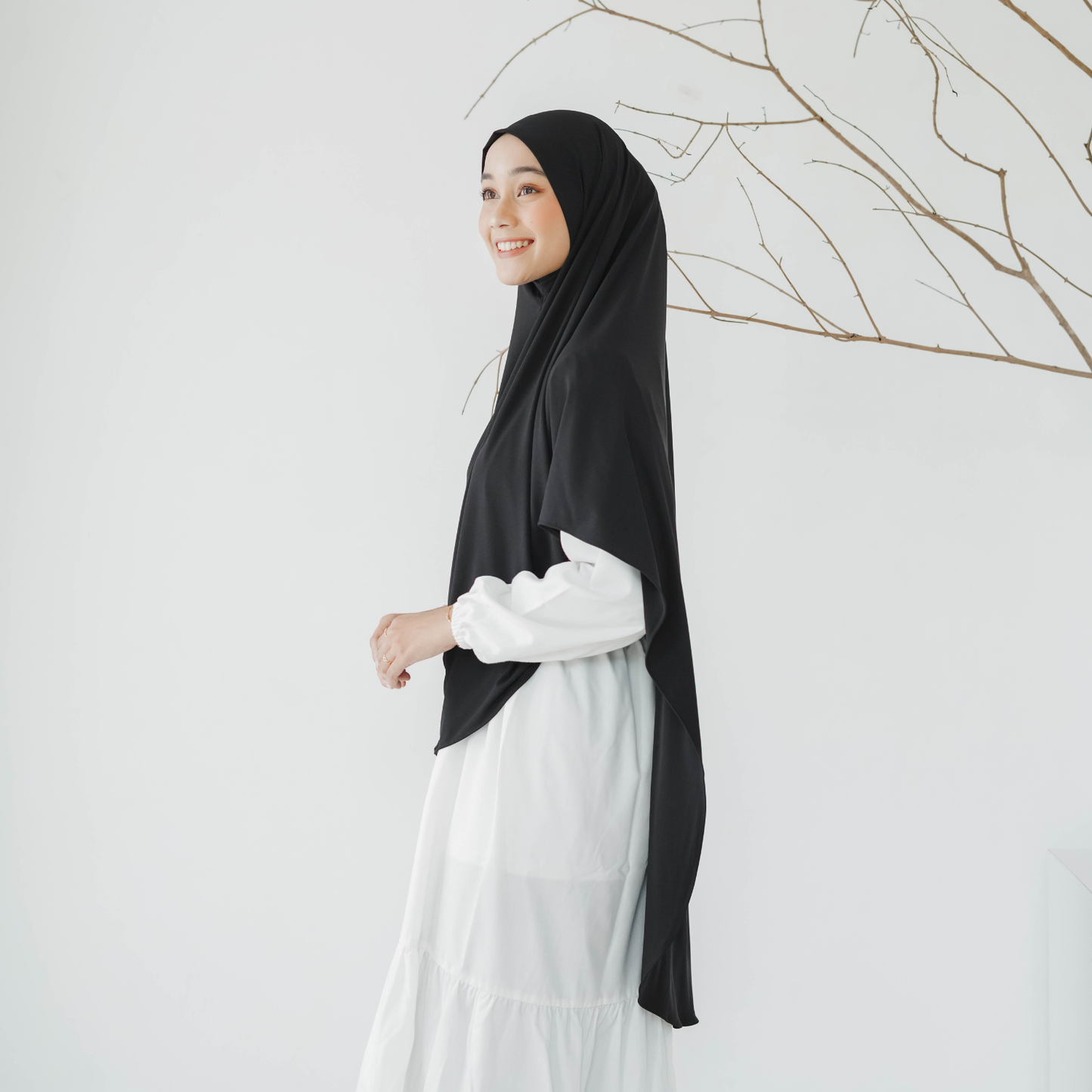 Zayna Hijab Syari Malaysia Instan Jersey Hitam