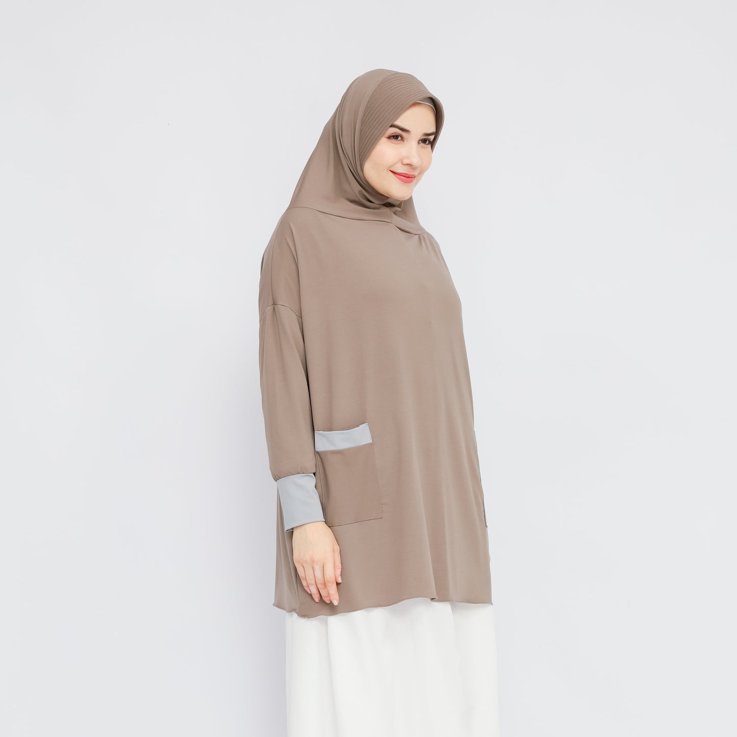 Hadhira Hijab Lengan Instan Jersey Khaki