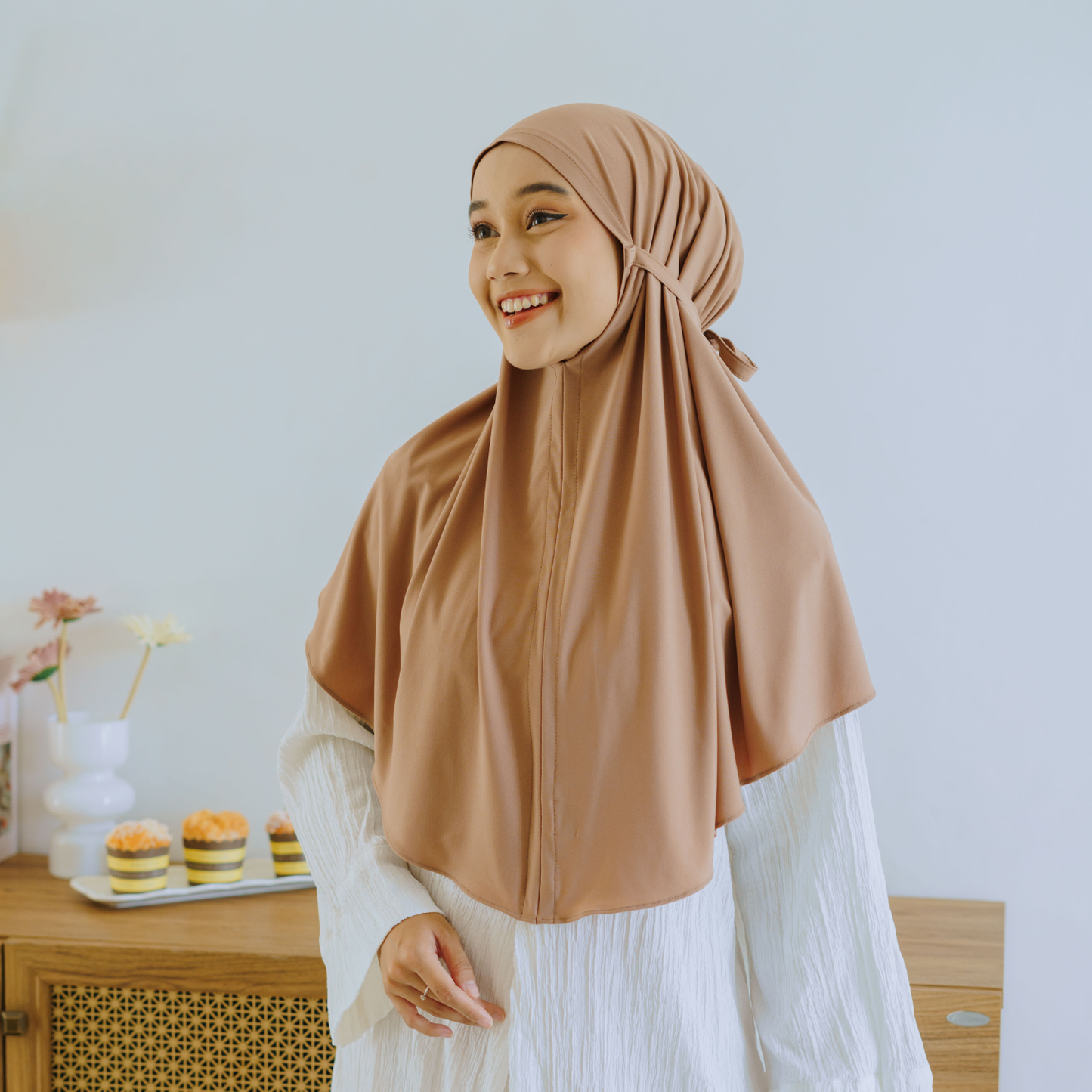 Aruna Hijab Bergo Jersey Mocca