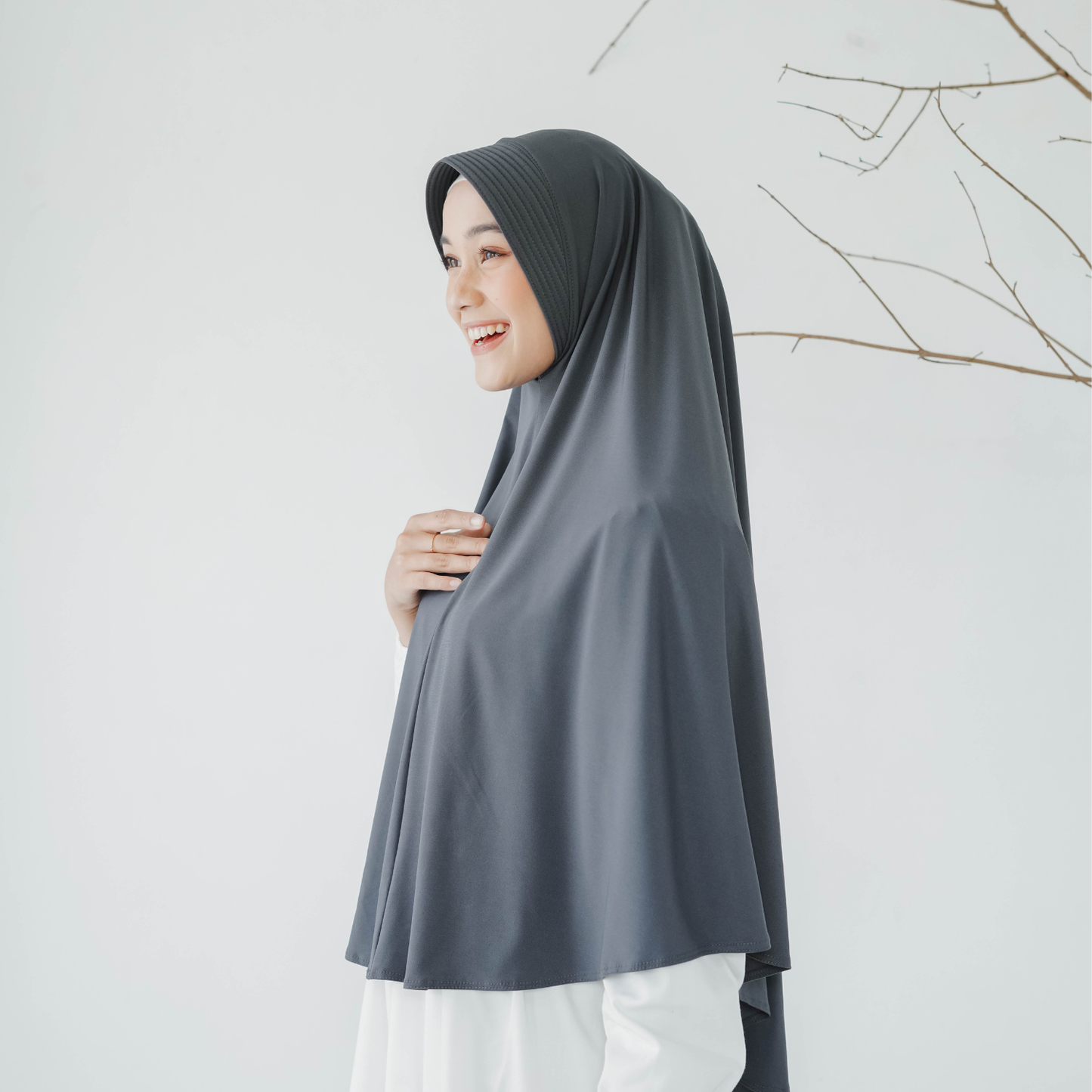 Samaira Hijab Bergo Jumbo Pet Jersey Abu