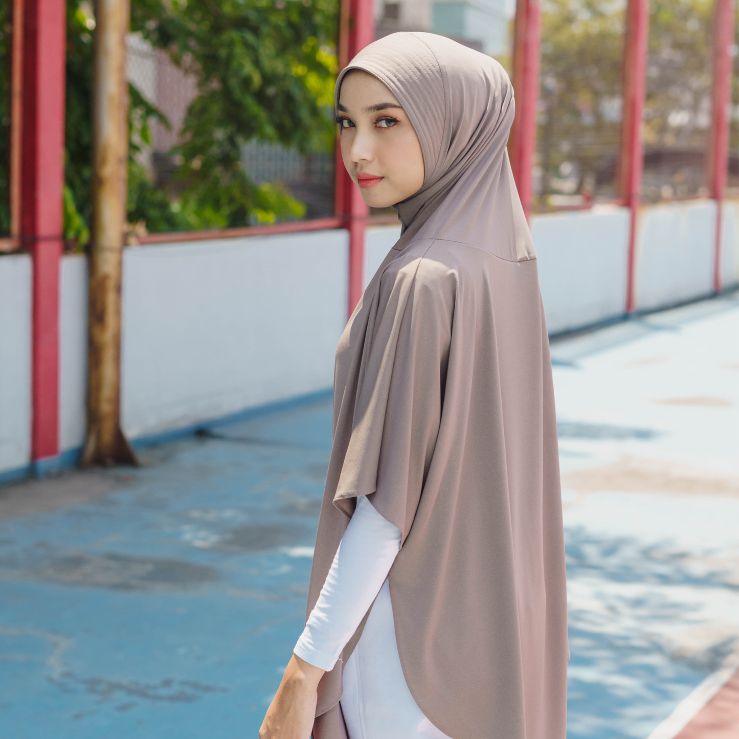 Qaila Hijab Sport Lengan Instan Jersey Khaki
