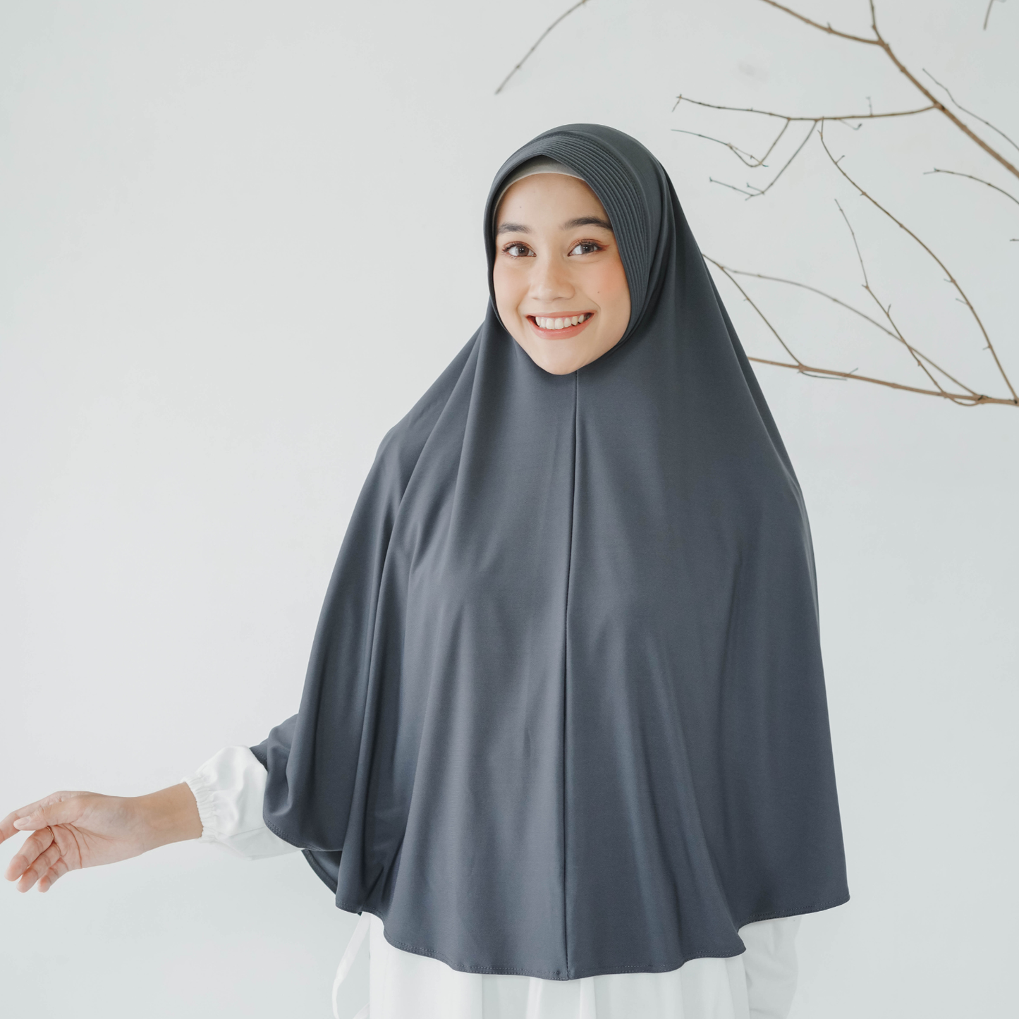 Samaira Hijab Bergo Jumbo Pet Jersey Abu