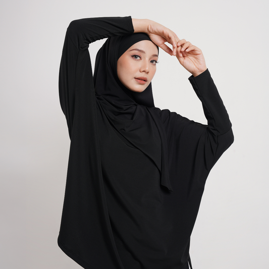 Hanifa Blouse Oversize Batwing Jersey Hitam