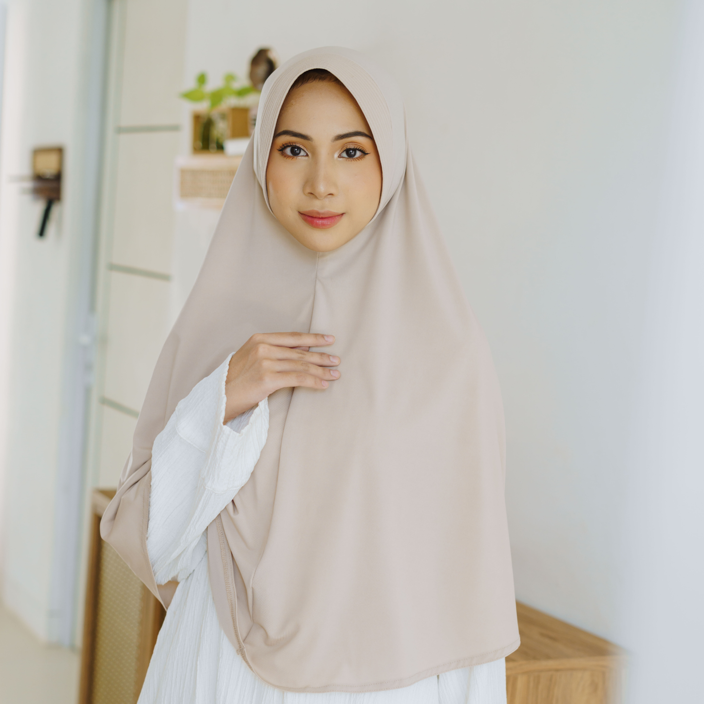 Samaira Hijab Bergo Jumbo Pet Jersey Cream