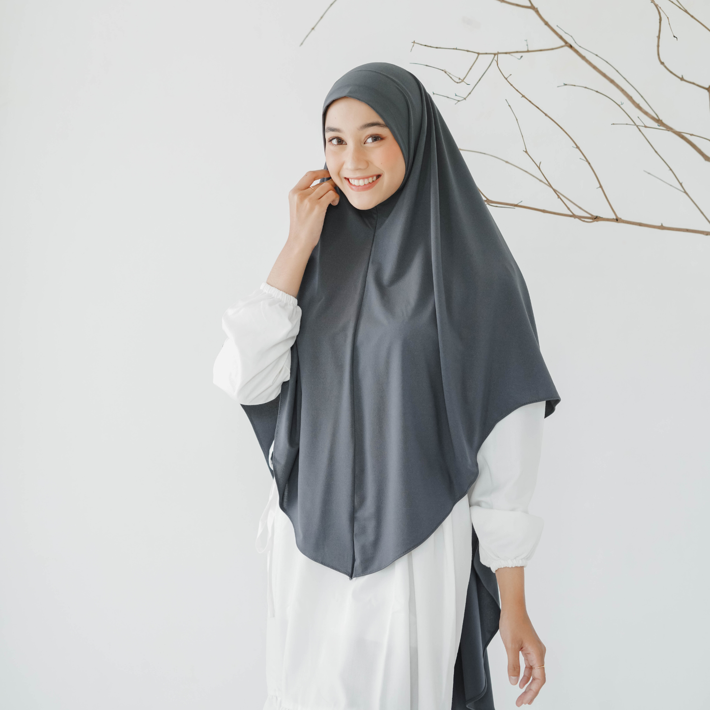 Zayna Hijab Syari Malaysia Instan Jersey Abu