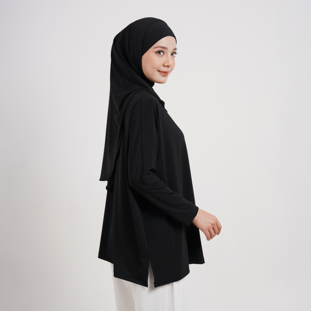 Hanifa Blouse Oversize Batwing Jersey Hitam