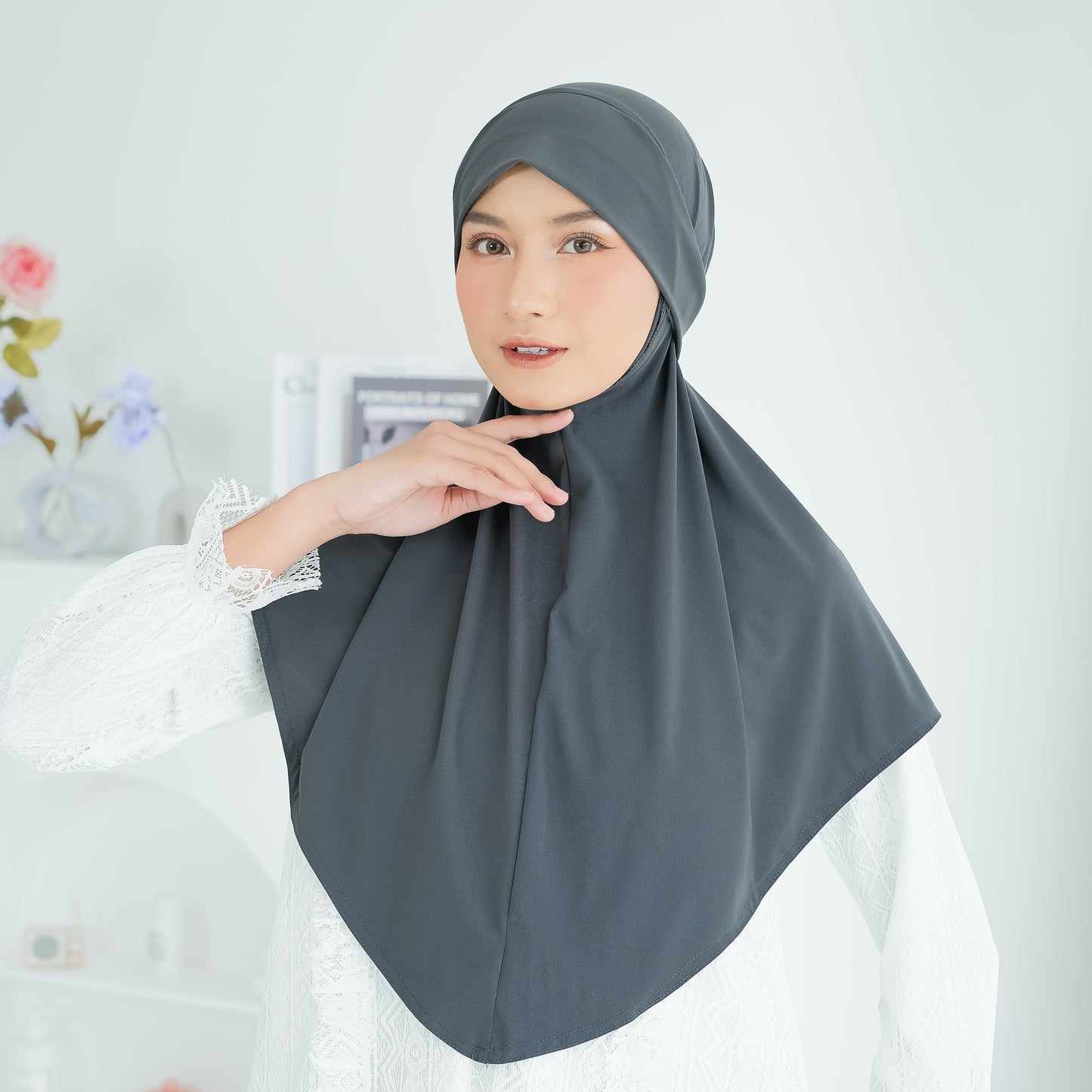 Naira Hijab Tali Pet Instan Jersey Abu