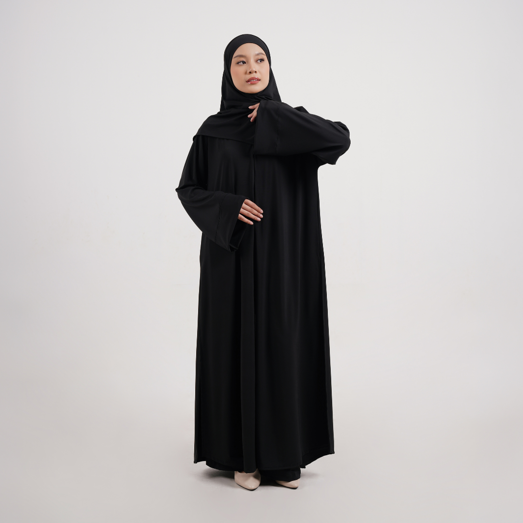 Saira One Set Abaya & Celana Muslimah Jersey Hitam