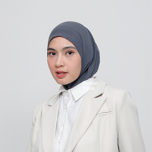 Arumi Basic Hijab Instan Crop Abu