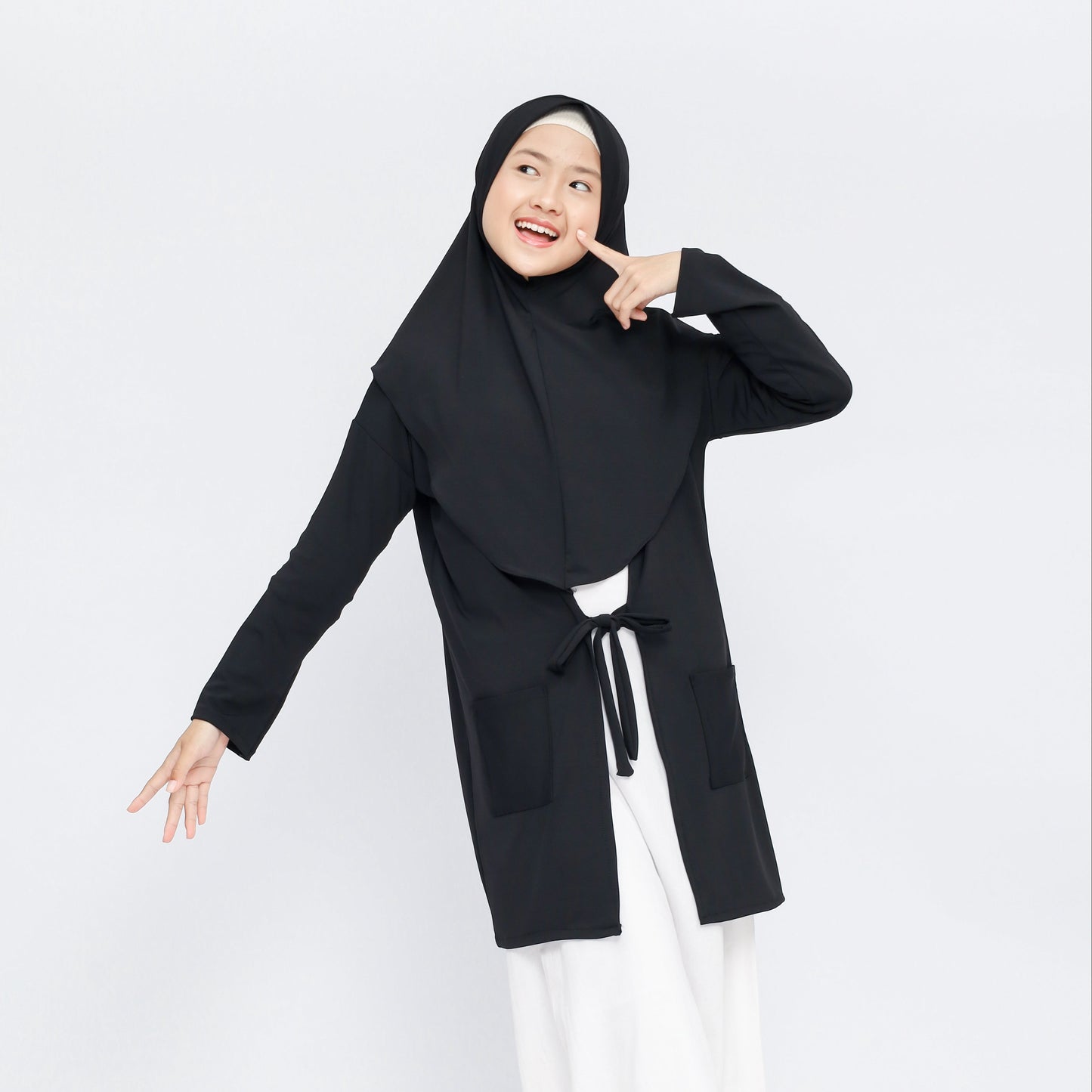Zanna Hijab Cardigan Anak Jersey Hitam