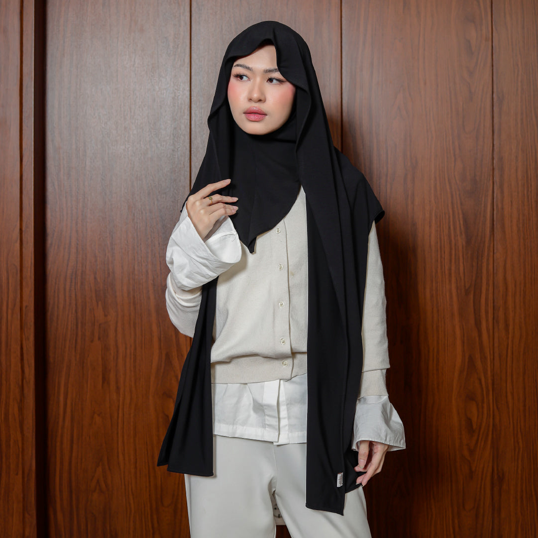 Medina Pashmina Inner Menutup Leher Jersey Hitam