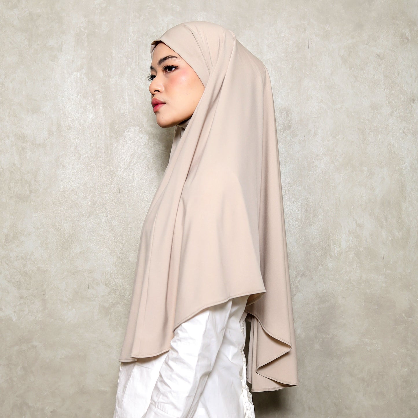 Aisha French Khimar Syari Instan Jersey Cream