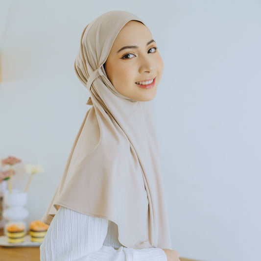 Aruna Hijab Bergo Jersey Cream - Demar Hijab