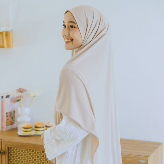 Zayna Hijab Syari Malaysia Instan Jersey Cream - Demar Hijab