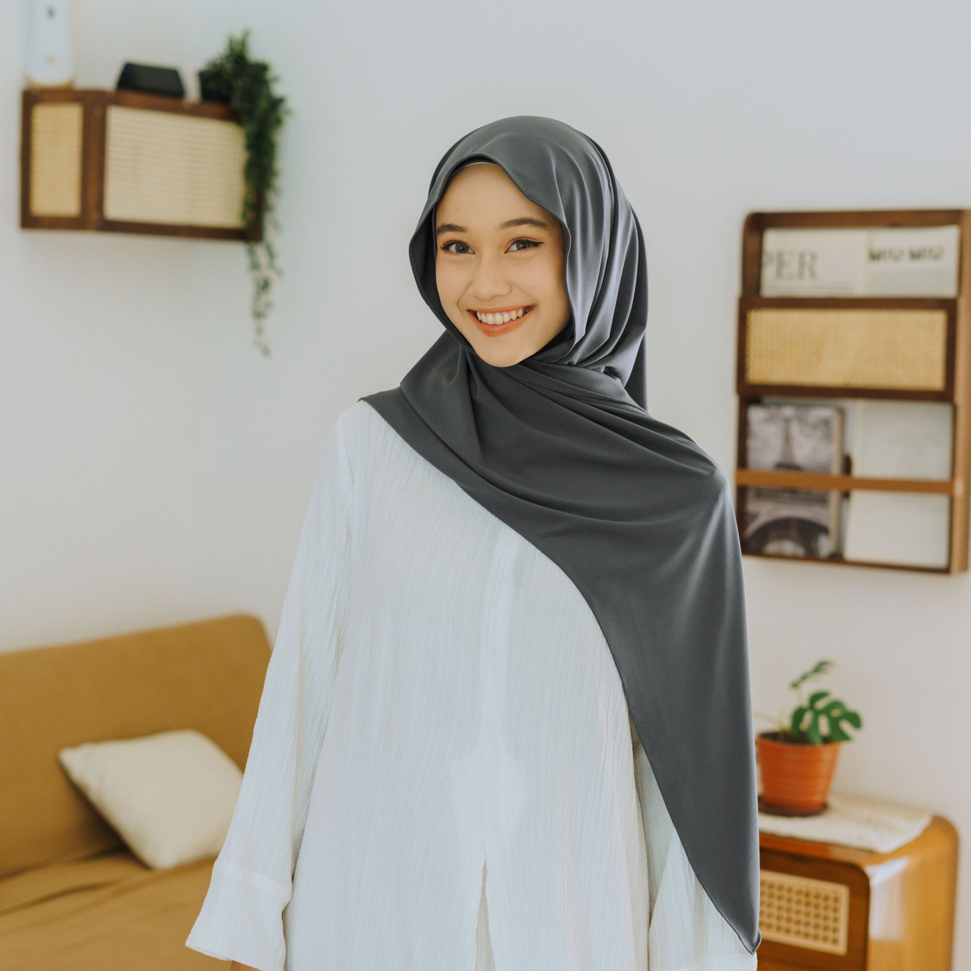 Medina Pashmina Inner Menutup Leher Jersey Abu - Demar Hijab