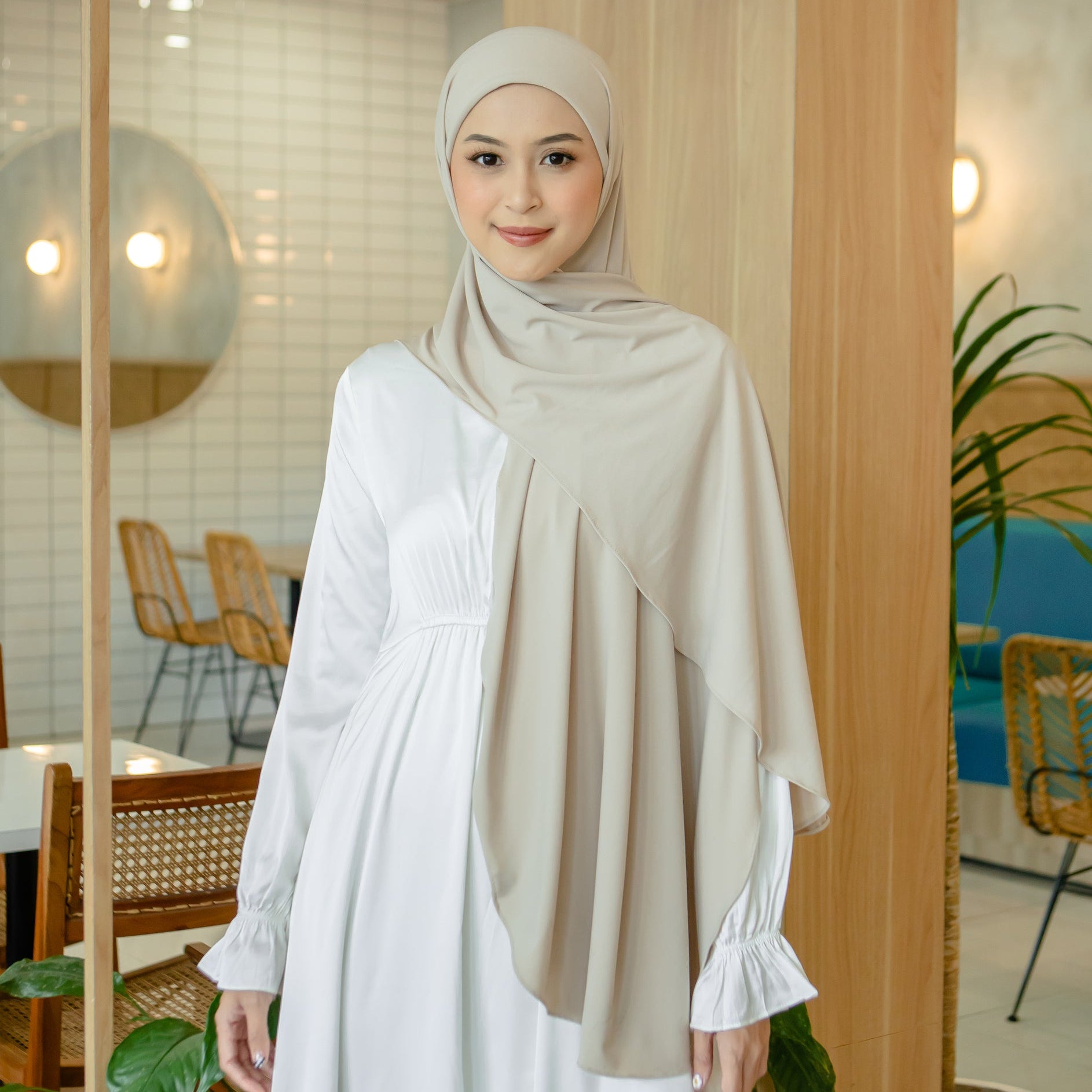 Amina Pashmina Inner Oval Jersey Cream - Demar Hijab