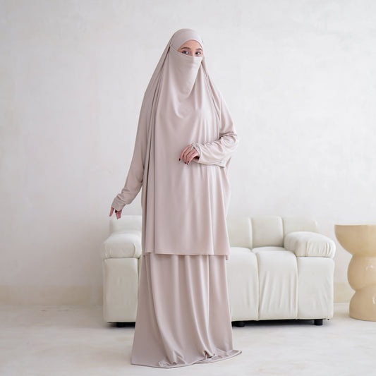 Shafeera Mukena Multifungsi Umroh Haji Jersey Cream
